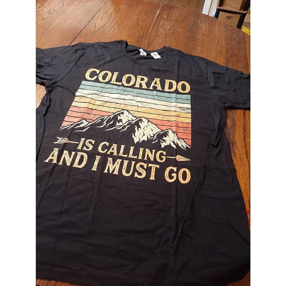 New Short Sleeve Cotton Colorado is Calling I Must Go Tee T-Shirt Top NWT